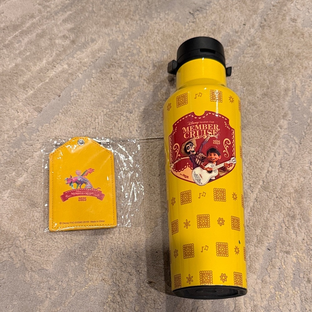 2025 Disney Vacation Club Member stainless thumbler luggage tag in‎ EUC 
SH-EE